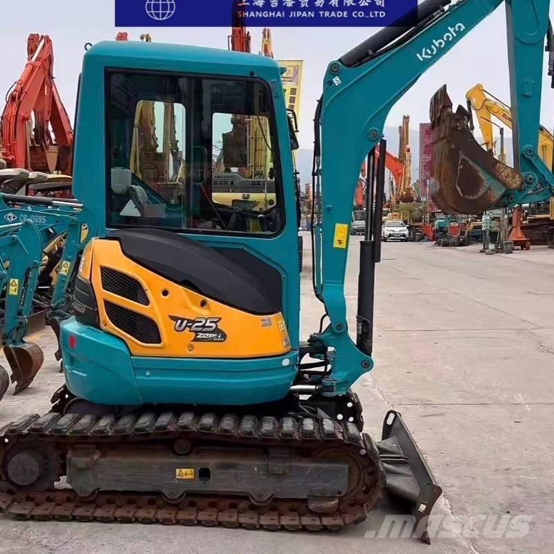 Kubota U 25 ミニ油圧ショベル 7t以下（ミニユンボ・ミニディガー）