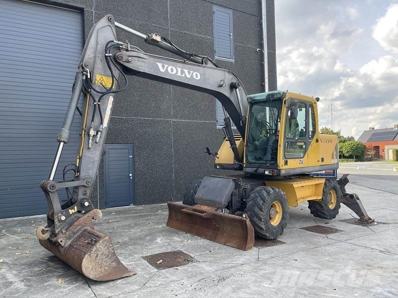 Volvo EW 140 B ホイール式油圧ショベル（パワーショベル・ユンボ・バックホー）