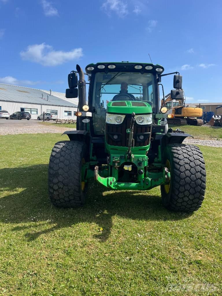 John Deere 6105 R トラクター