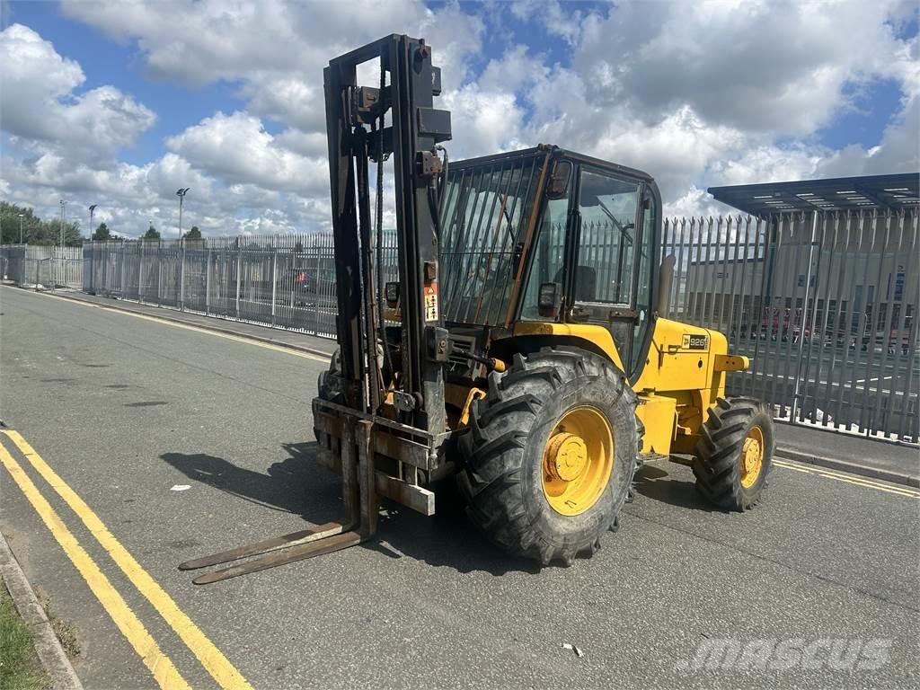 JCB 926 4x4 ラフターテレントラック