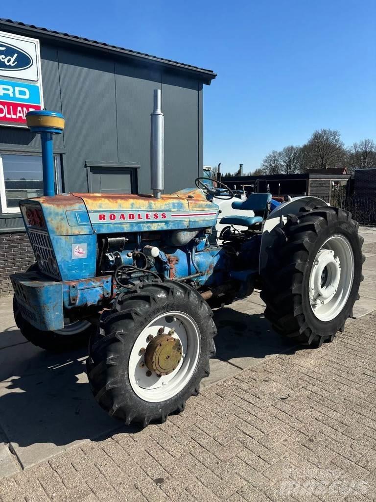 Ford Roadless 94 T トラクター