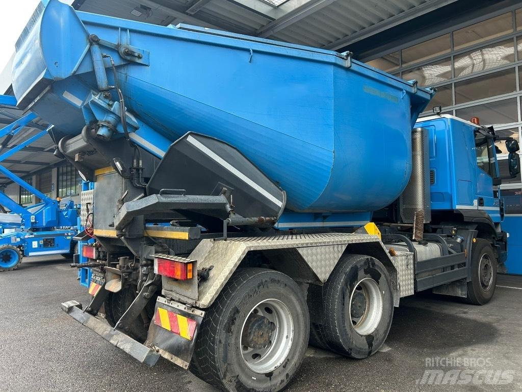 Iveco Trakker 450 スキップローダートラック