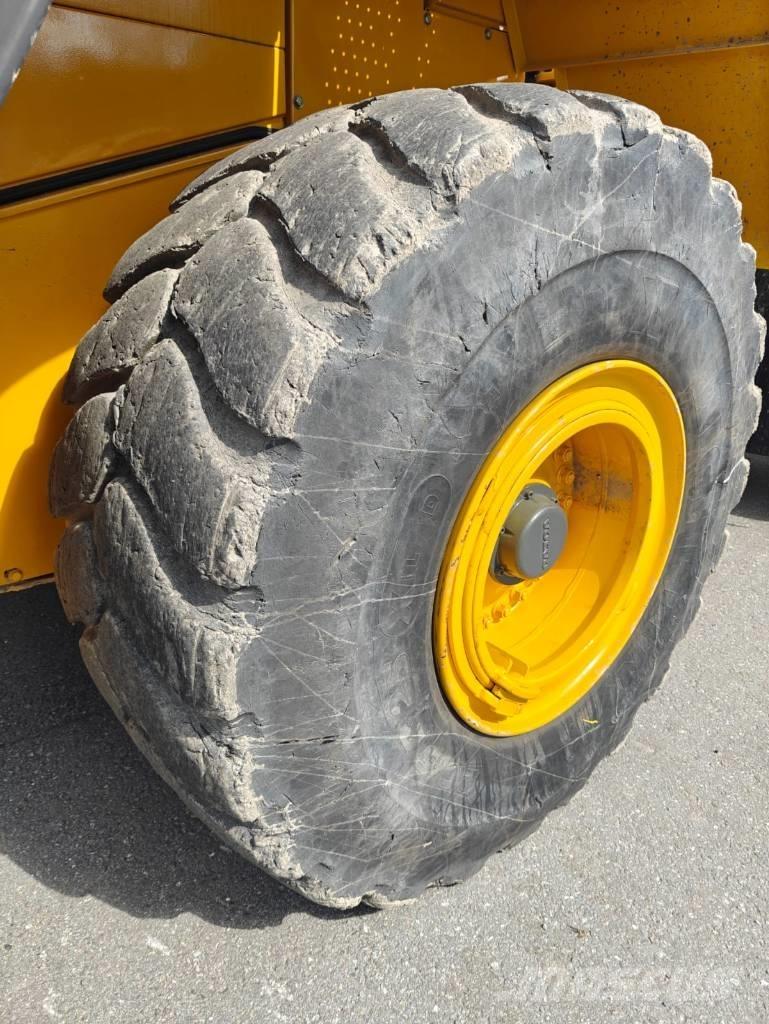 Volvo L 180 E ホイールローダー・タイヤショベル