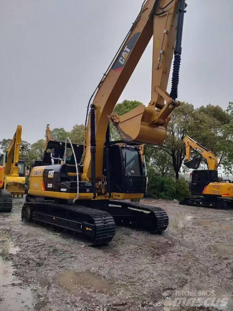 CAT 323D2 大型油圧ショベル12t以上（パワーショベル・ユンボ）