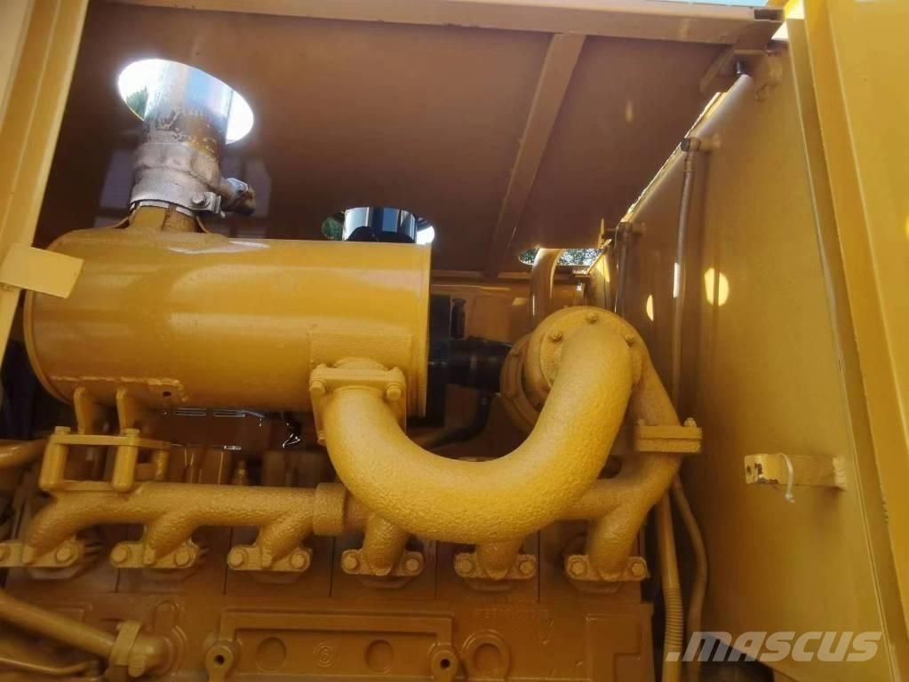 CAT 140H モーターグレーダー