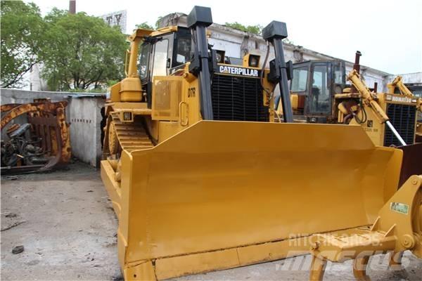 CAT D 7 R ブルドーザー