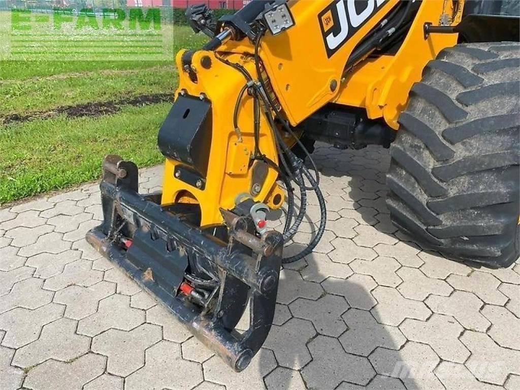JCB tm 220 - 40 km/h 農業用テレハンドラー