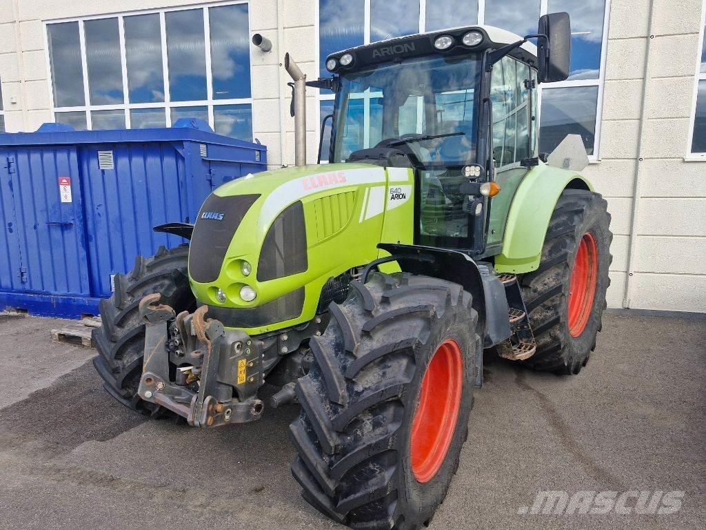 CLAAS Arion 640 トラクター