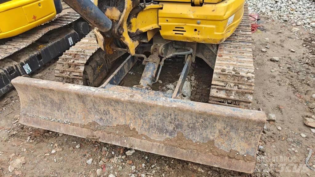 XCMG XE 35 U ミニ油圧ショベル 7t以下（ミニユンボ・ミニディガー）