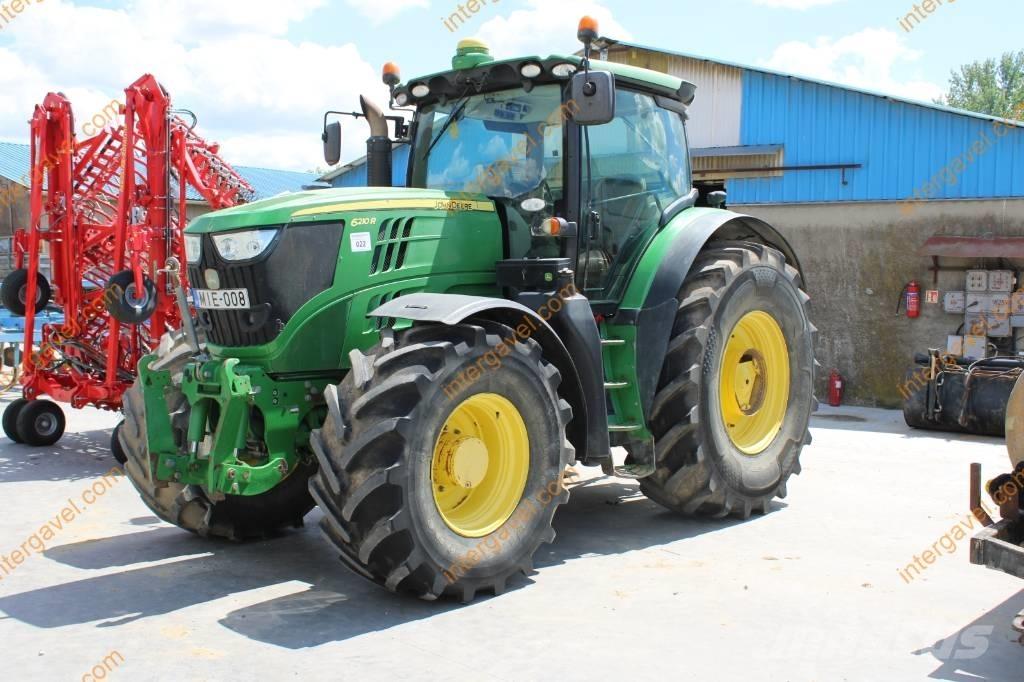 John Deere 6210 R トラクター