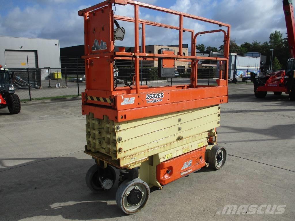 JLG 2632 ES  (081) シザースリフト