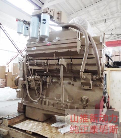 Cummins KTA19-C525 エンジン