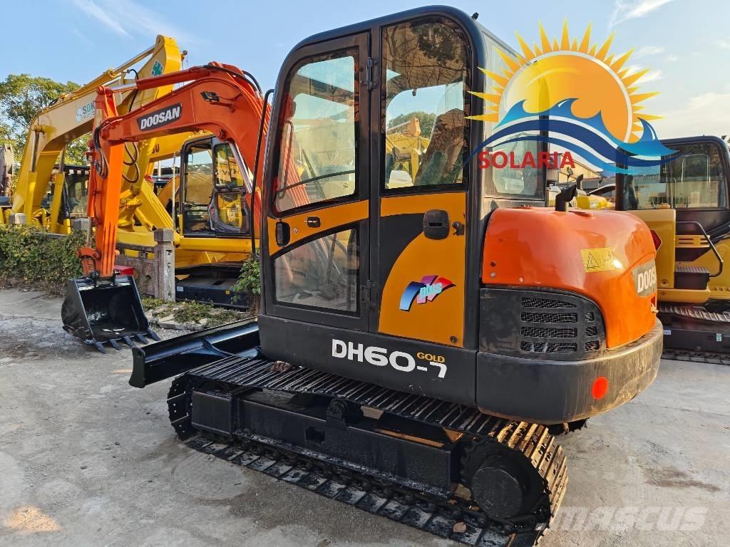 Doosan DH 60-7 ミニ油圧ショベル 7t以下（ミニユンボ・ミニディガー）