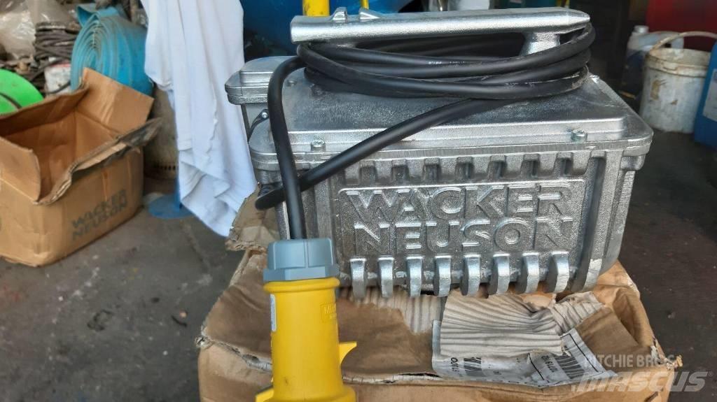 Wacker Neuson 110 V 建設機械 -　その他