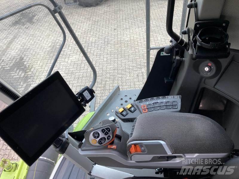 CLAAS LEXION 5300 コンバイン