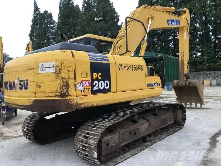 Komatsu pc200-7 大型油圧ショベル12t以上（パワーショベル・ユンボ）