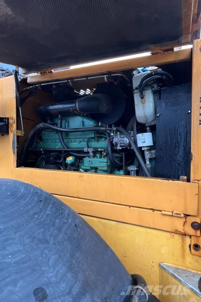 Ljungby L 17 ホイールローダー・タイヤショベル