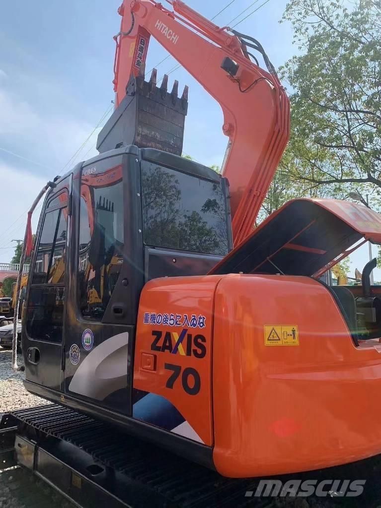 Hitachi ZX 70 大型油圧ショベル12t以上（パワーショベル・ユンボ）