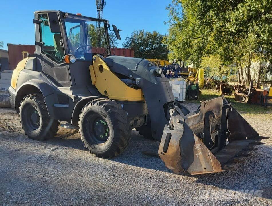 Mecalac AS 700 ホイールローダー・タイヤショベル