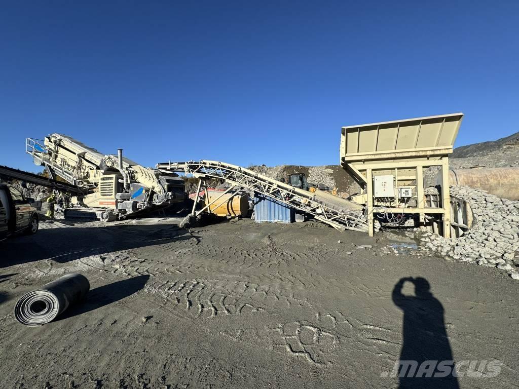 Metso LT 220 D 自走式クラッシャー