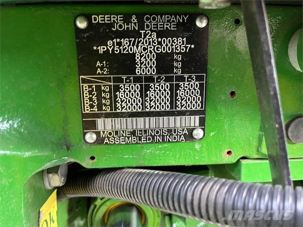 John Deere 5120M トラクター