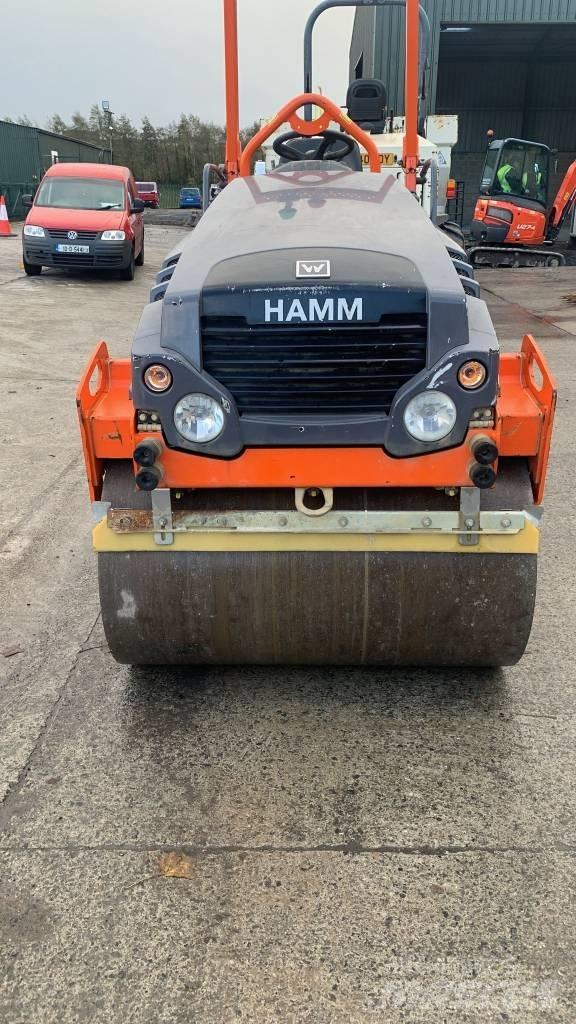 Hamm HD 12 VV タンデムローラ
