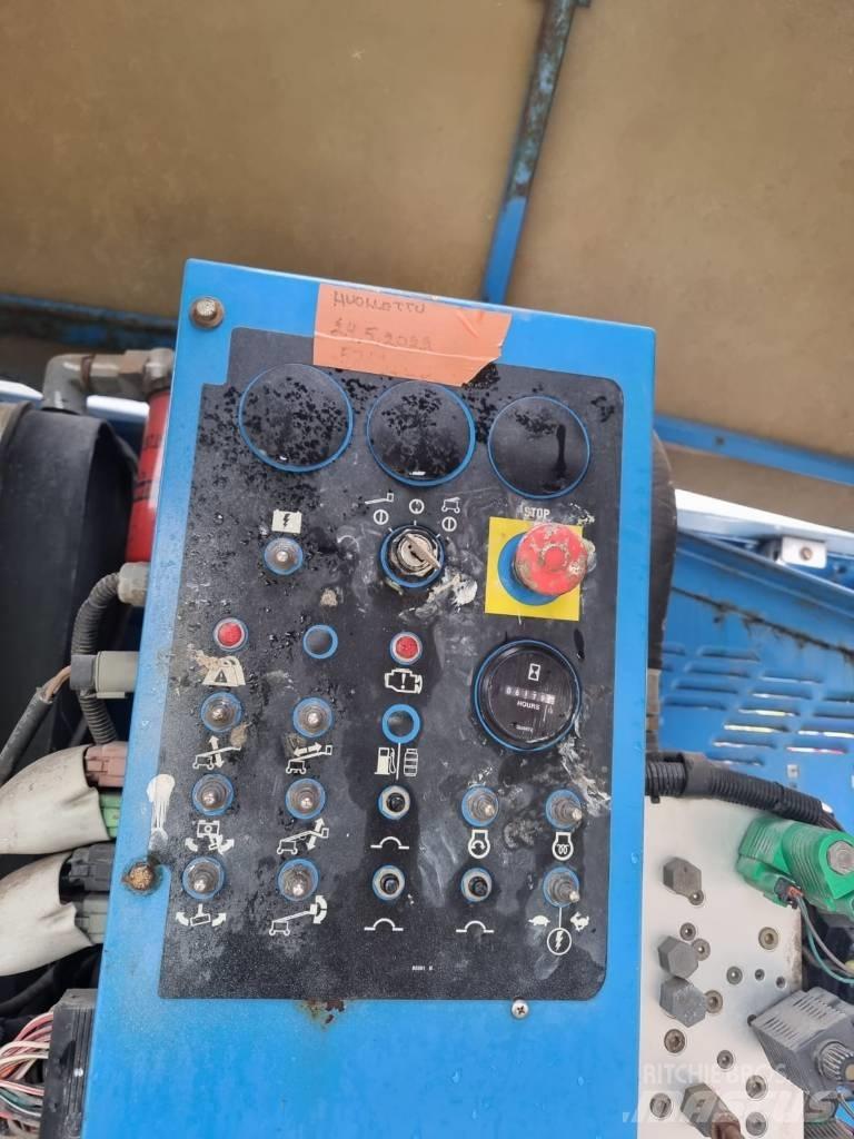 Genie S 85 4WD ブームリフト　直伸型