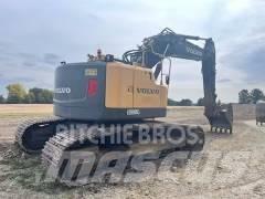 Volvo ECR 305 C L 大型油圧ショベル12t以上（パワーショベル・ユンボ）