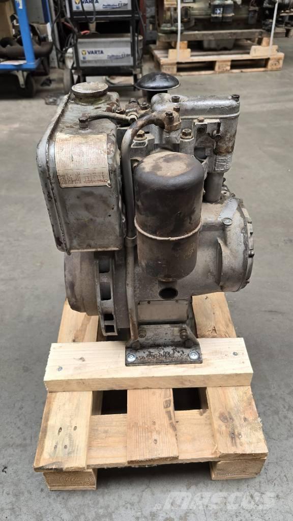 Hatz ES79 エンジン