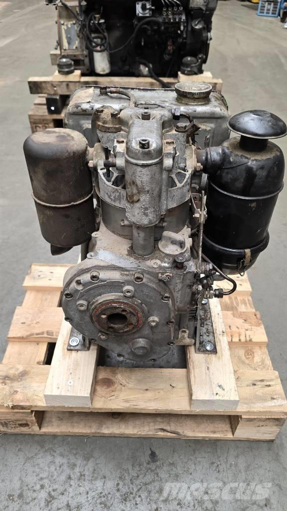 Hatz ES79 エンジン