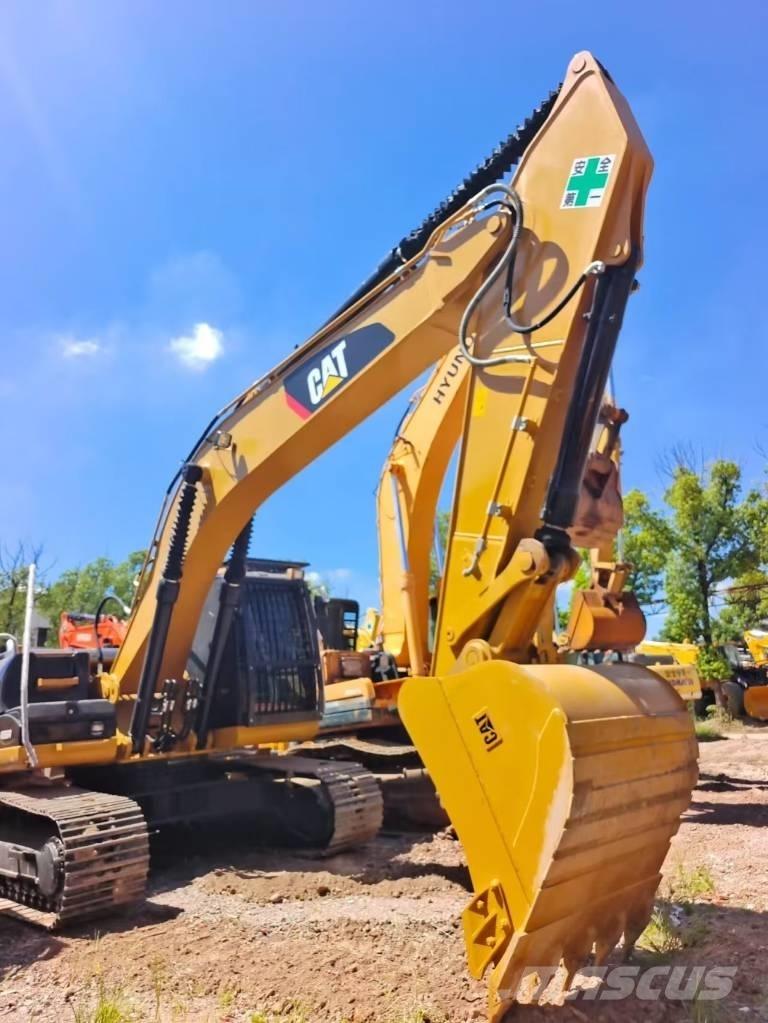 CAT 324 D2L 大型油圧ショベル12t以上（パワーショベル・ユンボ）