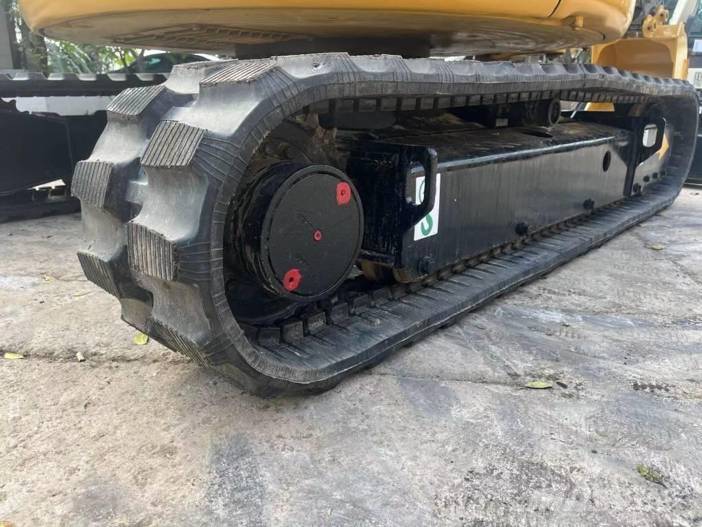 CAT 303.5 E CR ミニ油圧ショベル 7t以下（ミニユンボ・ミニディガー）