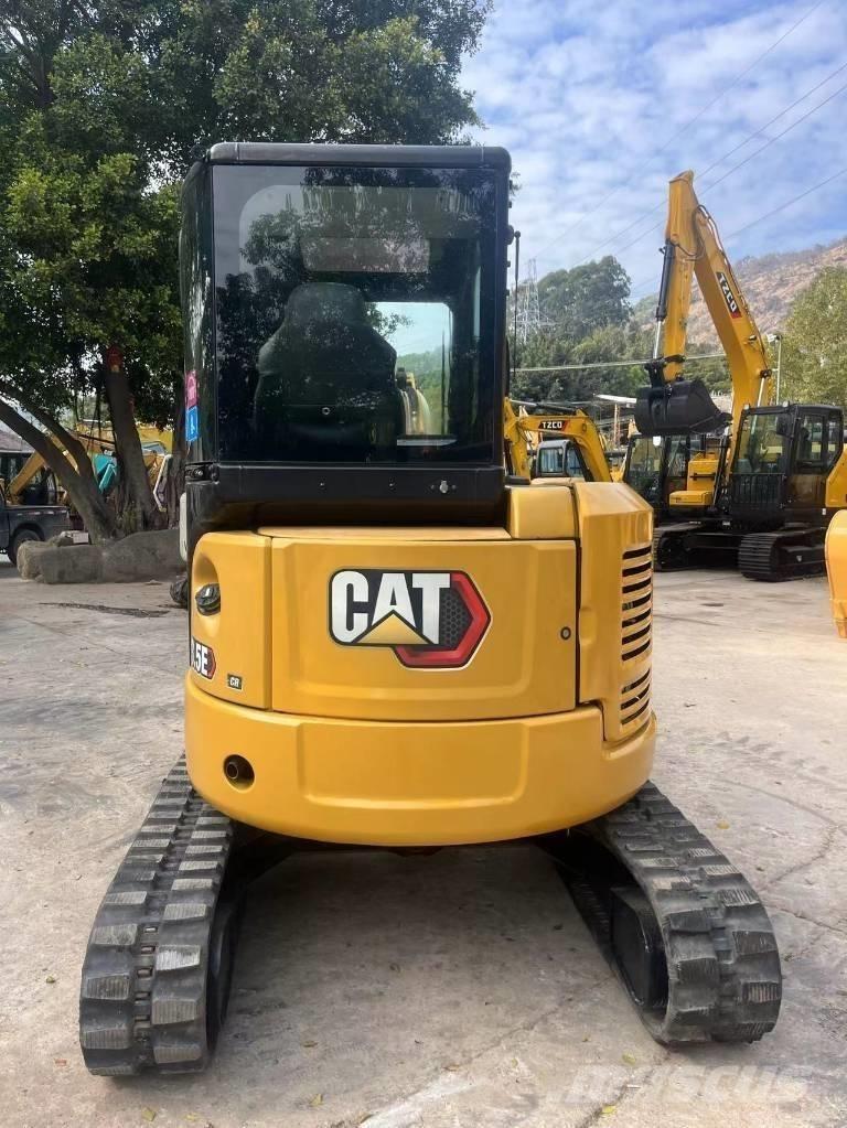 CAT 303.5 E CR ミニ油圧ショベル 7t以下（ミニユンボ・ミニディガー）