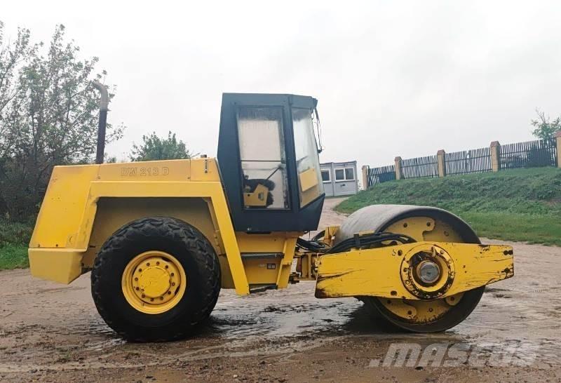 Bomag BW 213 D 振動ローラ