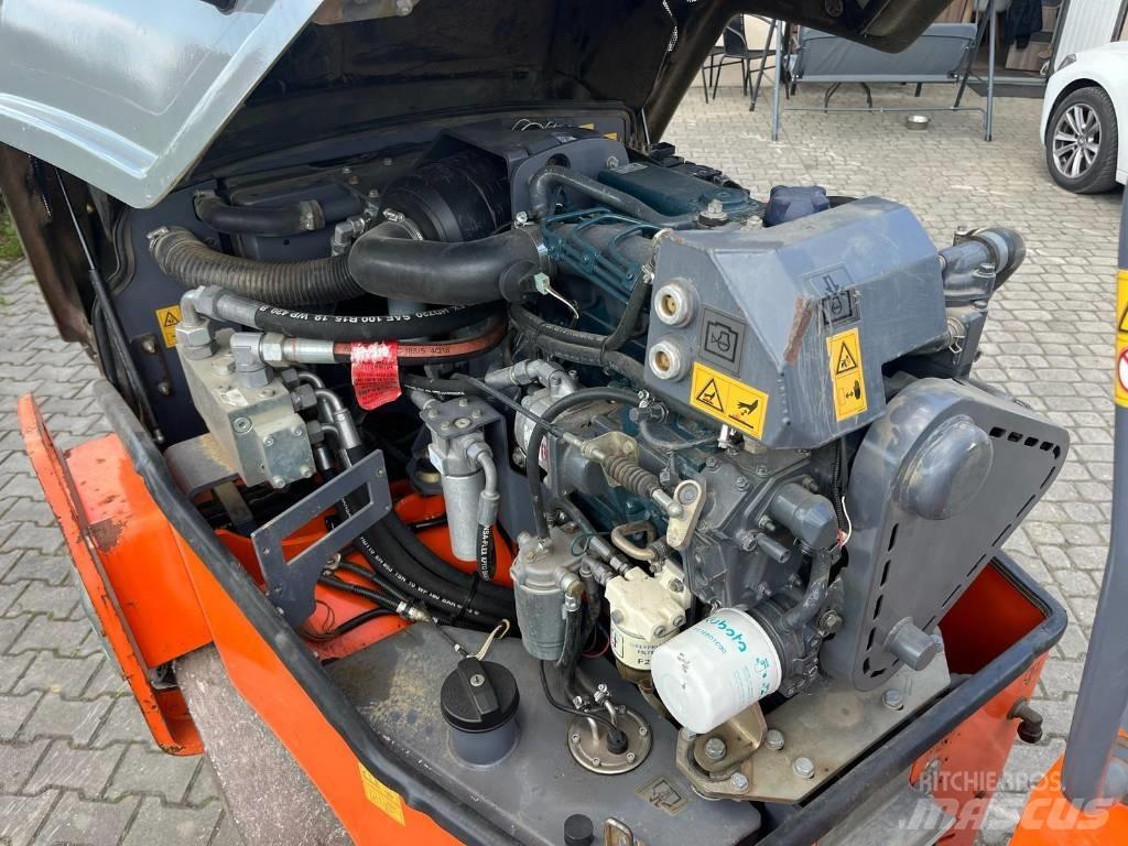 Hamm HD 13 VV タンデムローラ