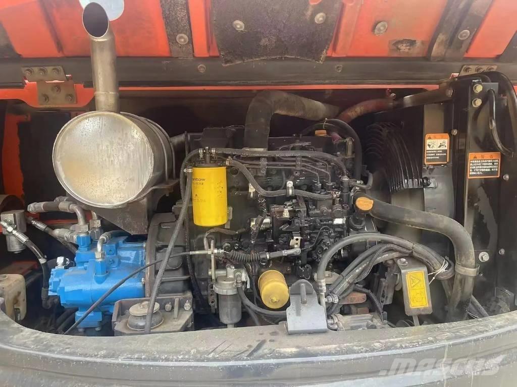 Doosan DX80 中型油圧ショベル 7ｔ-12ｔ（ユンボ・パワーショベル・バックホー）