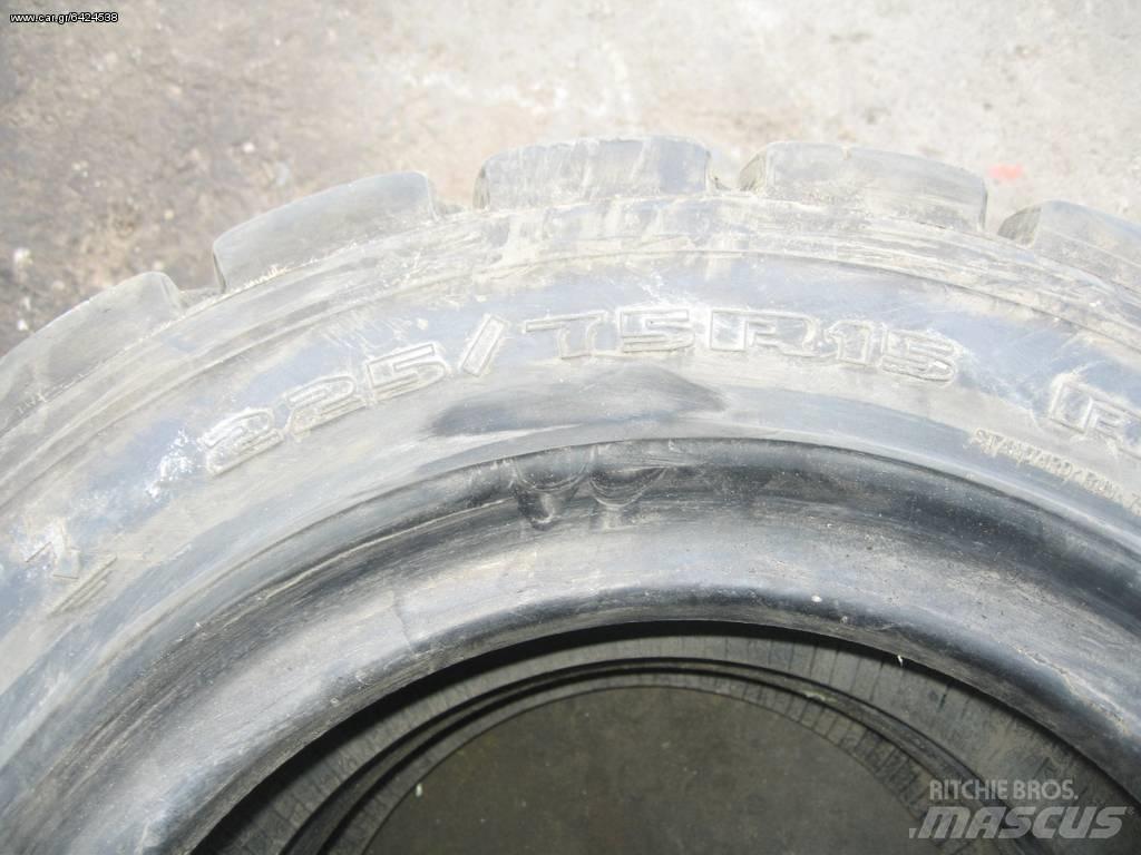  ΛΑΣΤΙΧΑ 28Χ9R15 タイヤ、ホイル、リム