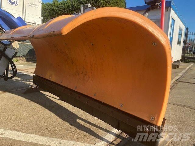 Nido SNK180-R12V EPZ スノーブレードとプラウ