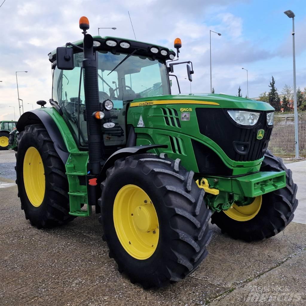 John Deere 6140 R トラクター