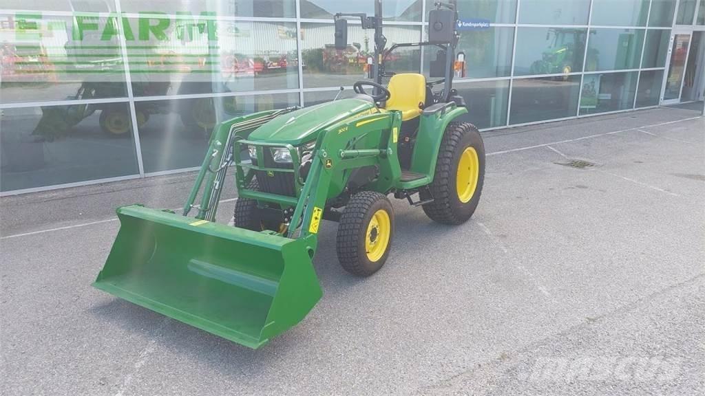John Deere 3025E トラクター