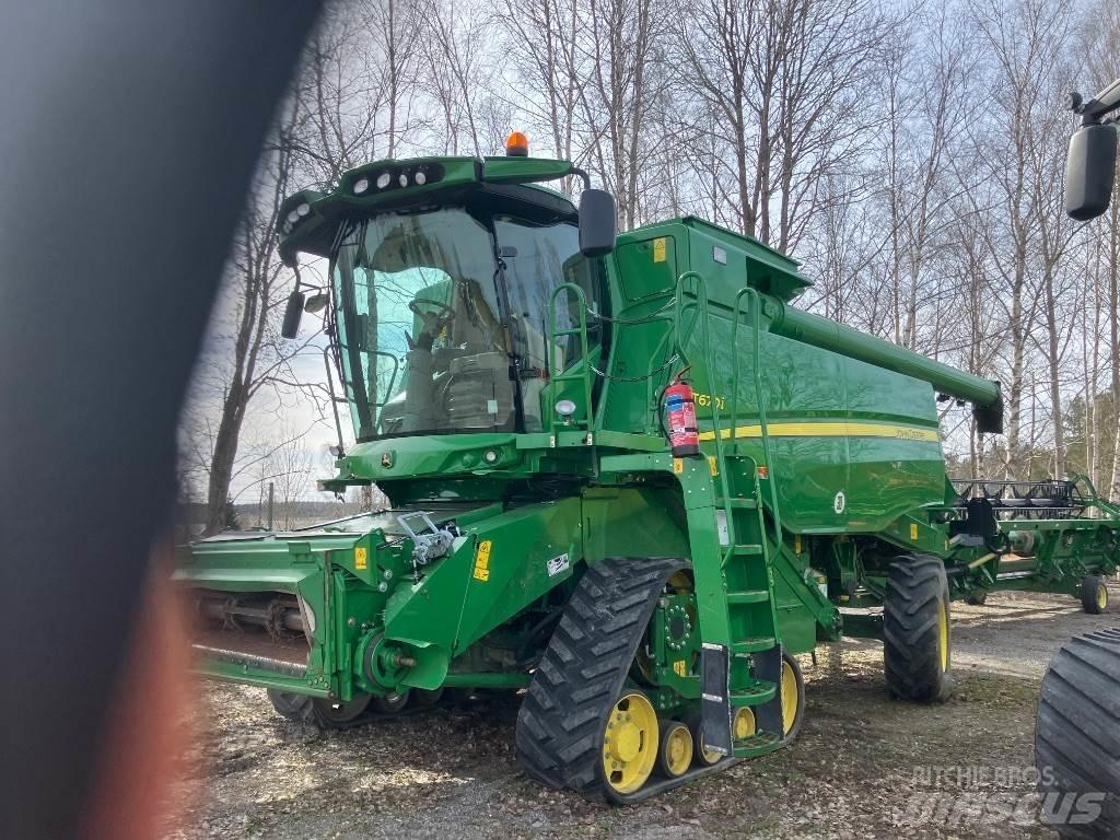 John Deere 670i コンバイン