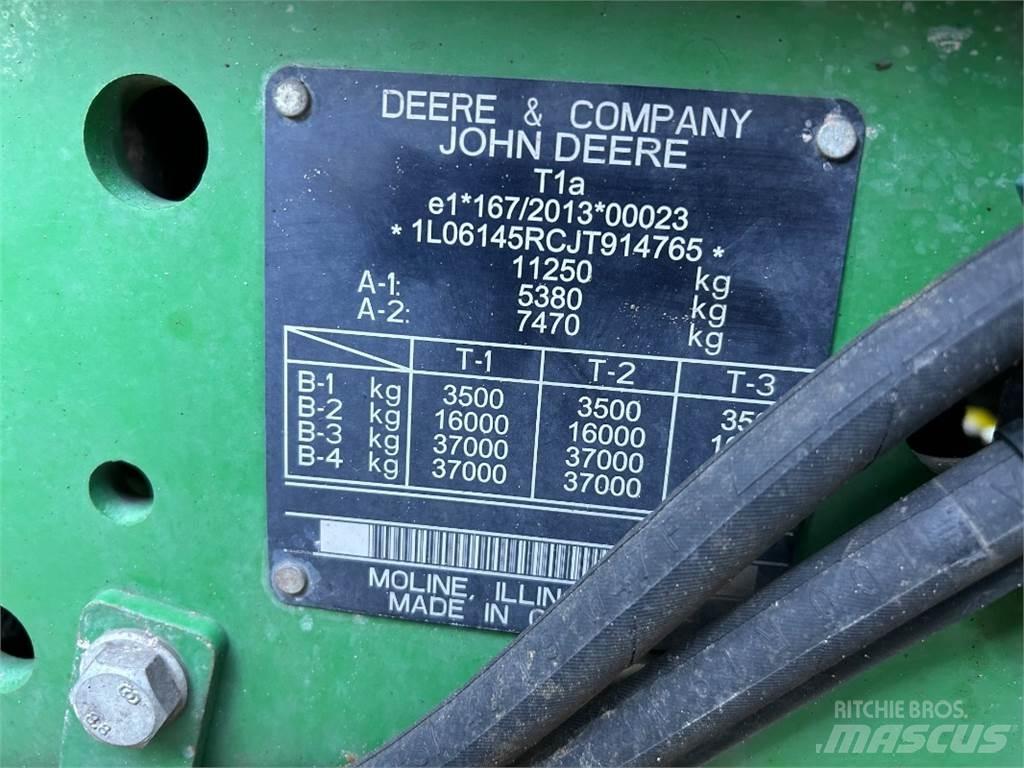 John Deere 6145R トラクター