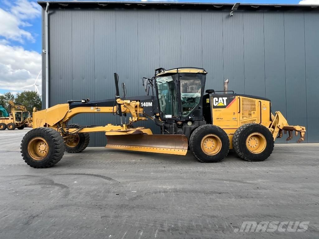 CAT 140M モーターグレーダー