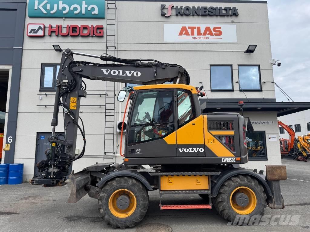 Volvo EWR 150 E ホイール式油圧ショベル（パワーショベル・ユンボ・バックホー）