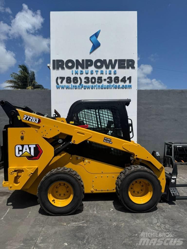 CAT 272D3 スキッドステアローダー