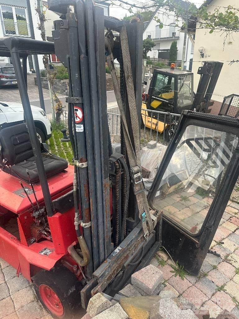 Linde E 16 S バッテリーフォークリフト