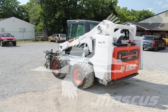 Bobcat A770 スキッドステアローダー