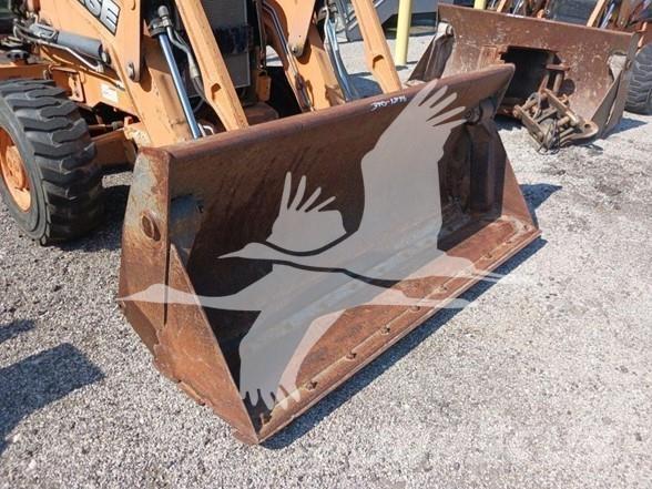 CASE 580N バックホーローダー