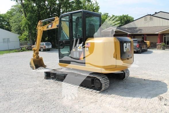 CAT 305.5 ミニ油圧ショベル 7t以下（ミニユンボ・ミニディガー）