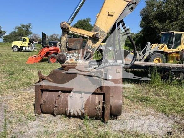 CAT 321D LCR 林業用マルチャー